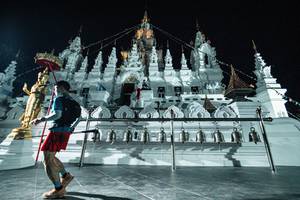 BIB: 
                            <button type="button" onclick="openModal(22465592)" class="btn btn-primary btn-sm float-right btn-popup" data-toggle="modal" data-target=".modal-high-quality">
                        <i class="fas fa-shopping-cart"></i> Add to Cart
                    </button>
                                            <button type="button" onclick="isThisMe(22465592, true)" class="btn btn-success btn-sm float-right btn-popup btn-isme hidden" data-toggle="tooltip" data-placement="bottom" title="นี่คือรูปของคุณใช่ไหม คลิกที่นี่เพื่อเอาเข้าอัลบั้ม">
                        <i class="fas fa-plus"></i> Add to album
                    </button>
                    <button type="button" onclick="isThisMe(22465592, false)" class="btn btn-warning btn-sm float-right btn-popup btn-isnotme hidden">
                        <i class="fas fa-ban"></i> Remove from album
                    </button>